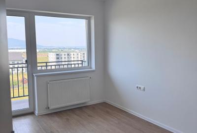 Apartament cu 2 camere semidecomandat în Tractorul - 5