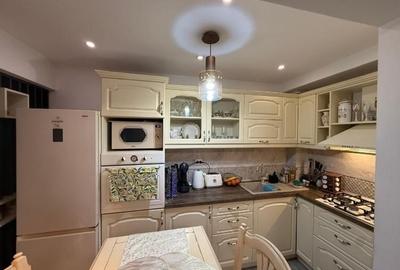 Apartament cu 2 camere semidecomandat, mobilat în Militari