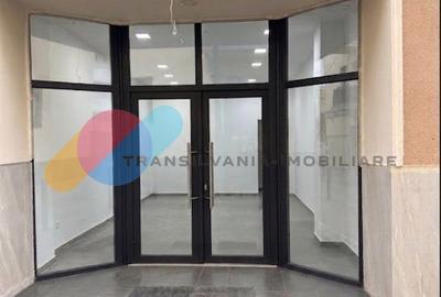 Spațiu comercial, de 90 mp, în Central - 2