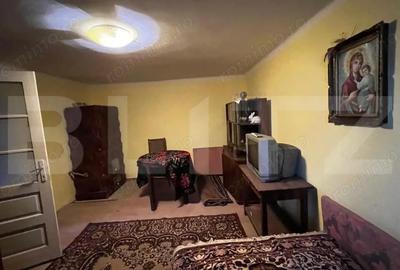 Casă cu 5 camere cu Teren 1950 Mp în Central - 1