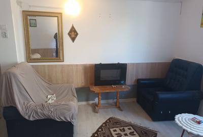 Spațiu comercial, de 35 mp, în Central - 3