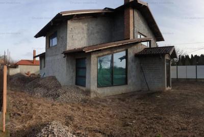 Casă cu 3 camere cu Canalizare în Cazasu - 4