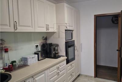 Apartament cu 4 camere decomandat, mobilat în Baba-Dochia - 2
