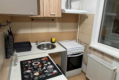 Garsonieră decomandată în Central - 2