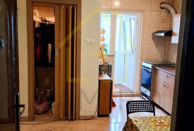 Apartament cu 3 camere decomandat în Alexandru Obregia - 2