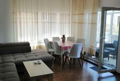 Ap Mamaia nord aproape de mare