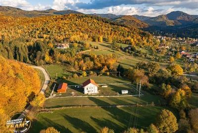 FILM! Vila intr-un peisaj mirific, cu 2.900mp teren, Covasna - 1