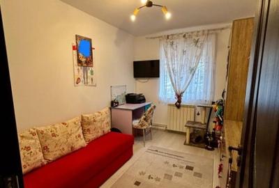 Apartament cu 3 camere semidecomandat în Tomis IV - 6