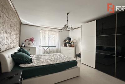 Casă individuală cu 8 camere cu Canalizare în Moșnița Nouă - 17