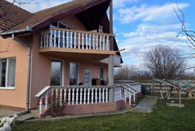 Casă cu 5 camere cu Teren 400 Mp în Central