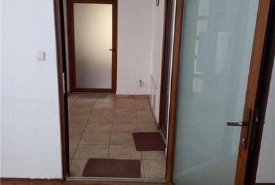 Spațiu comercial, de 64 mp, în Eminescu - 6