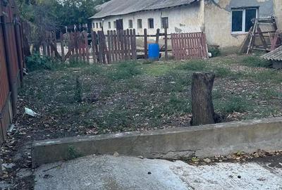 Teren de 5000 mp, în Central - 8