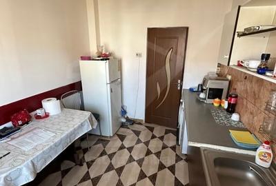 Garsonieră decomandată, mobilată în Florești - 5