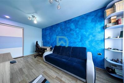 Apartament cu 3 camere decomandat în Tractorul - 6