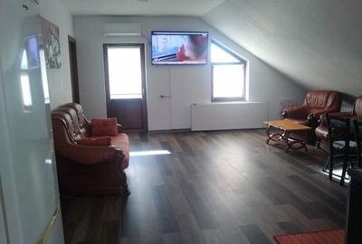 Casă cu 3 camere în Bucium - 3