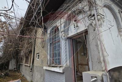 De vanzare | Casa cu 3-5 camere, necesita renovare | Zona Baicului - 2