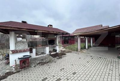 Spațiu comercial, de 330 mp, în Central - 7