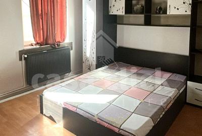 Apartament cu 2 camere semidecomandat, mobilat în Piața Centrală - 1