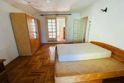 Casă cu 4 camere în Bartolomeu - 3