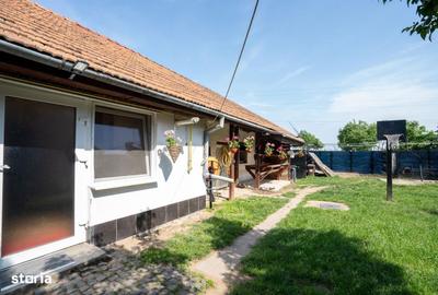 Casă cu 3 camere cu Teren 1450 Mp în Central