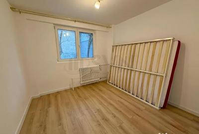 Apartament cu 2 camere decomandat în Victoriei - 2