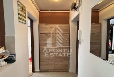 Apartament cu 3 camere semidecomandat în Girocului - 2
