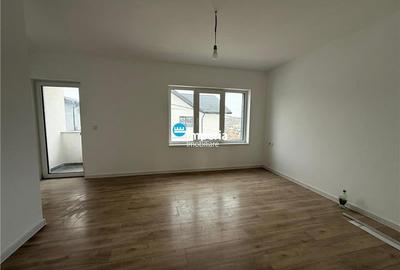 Casa tip duplex de vanzare,125 mp utili, curte 250 mp,Rediu - 8