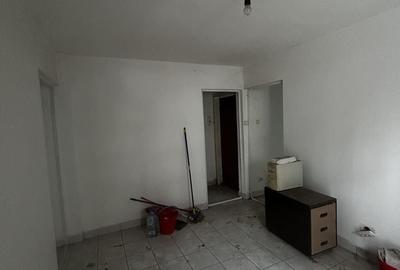 Apartament cu 3 camere decomandat în Central - 9