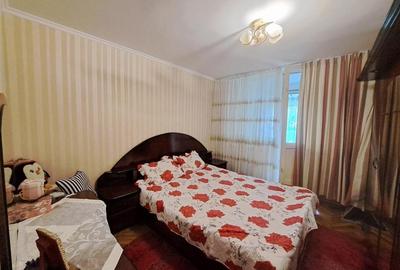 RECO Apartament cu trei camere decomandat - 6