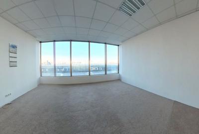 Birou, de 61 mp, în Militari - 1