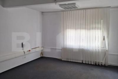 Casă cu 6 camere cu Teren 900 Mp în Girocului - 4