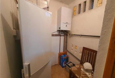 Casă cu 4 camere cu Canalizare în Slimnic - 25