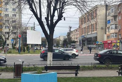 Spațiu comercial, de 45 mp, în Central - 4