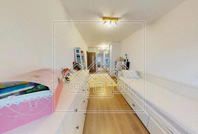 Ap cu 3 camere, balcon, mobilat si utila modern - zona C. Surii Mici - 2