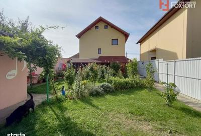 Casă cu 4 camere cu Canalizare în Chișoda