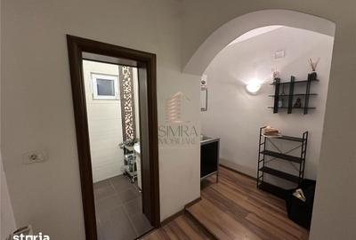 Casă cu 6 camere cu Teren 70 Mp în Central - 12