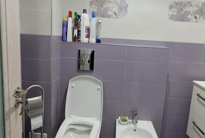 Apartament cu 2 camere decomandat în Tomis Nord - 12