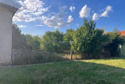 Teren de 1060 mp, în Darova - 1