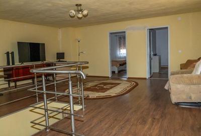 Casa cu 6 camere suprafata 220mp si teren 1700mp spre vanzare in Rosia,SB - 4