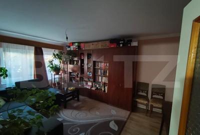 Apartament de vanzare, cu 4 camere, 80 mp, zona Calea Aradul - 3