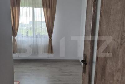 Casa noua cu 4 camere de vanzare in Ernei, 14 ari teren! - 12