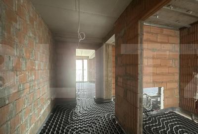 Apartament cu 2 camere, etaj intermediar, terasa, Braytim