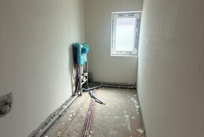 Duplex cu 4 camere cu Canalizare în Florești - 7