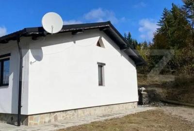 Casă cu 5 camere cu Teren 900 Mp în Industrială - 8