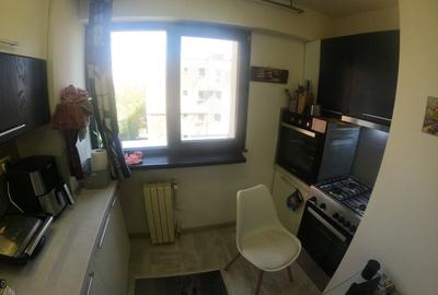 Apartament cu 4 camere decomandat, mobilat în Central - 11