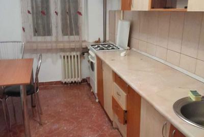 Apartament cu 2 camere decomandat în 1 Mai - 1