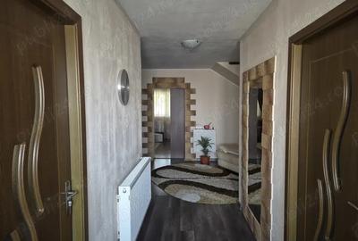 Casă cu 4 camere în Vladimirescu - 2