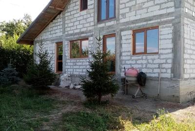 Casă cu 6 camere cu Teren 1550 Mp în Voinești - 7