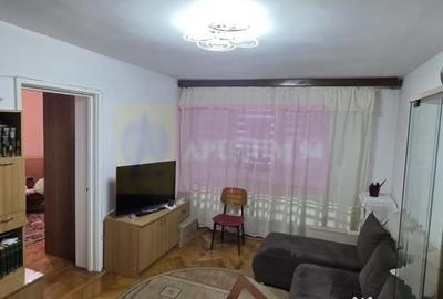 Apartament cu 3 camere decomandat în Piața Centrală - 10