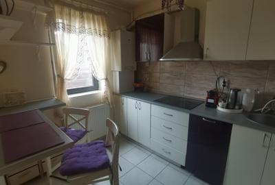 Casa insiruita P+1+M Curte  Mobilată  si utilata str Amurgului, Popesti-Leordeni - 9